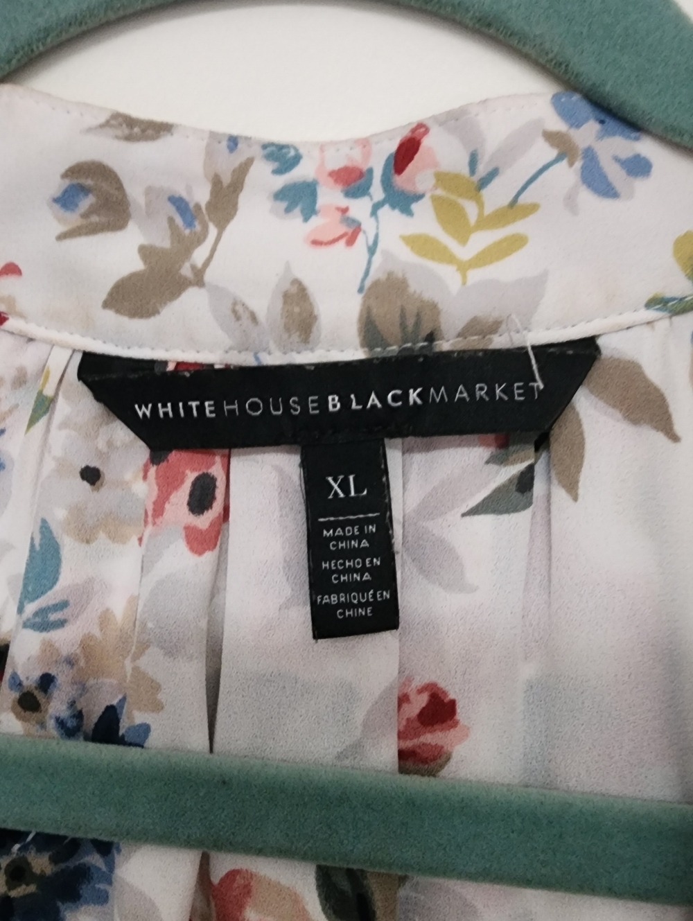 White House Black Market White Floral Ruffle V-Neck Camisole - Picture 3 of 5